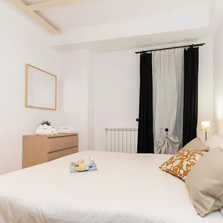 アパート -2 Passi Dal Mare- Centro Storico